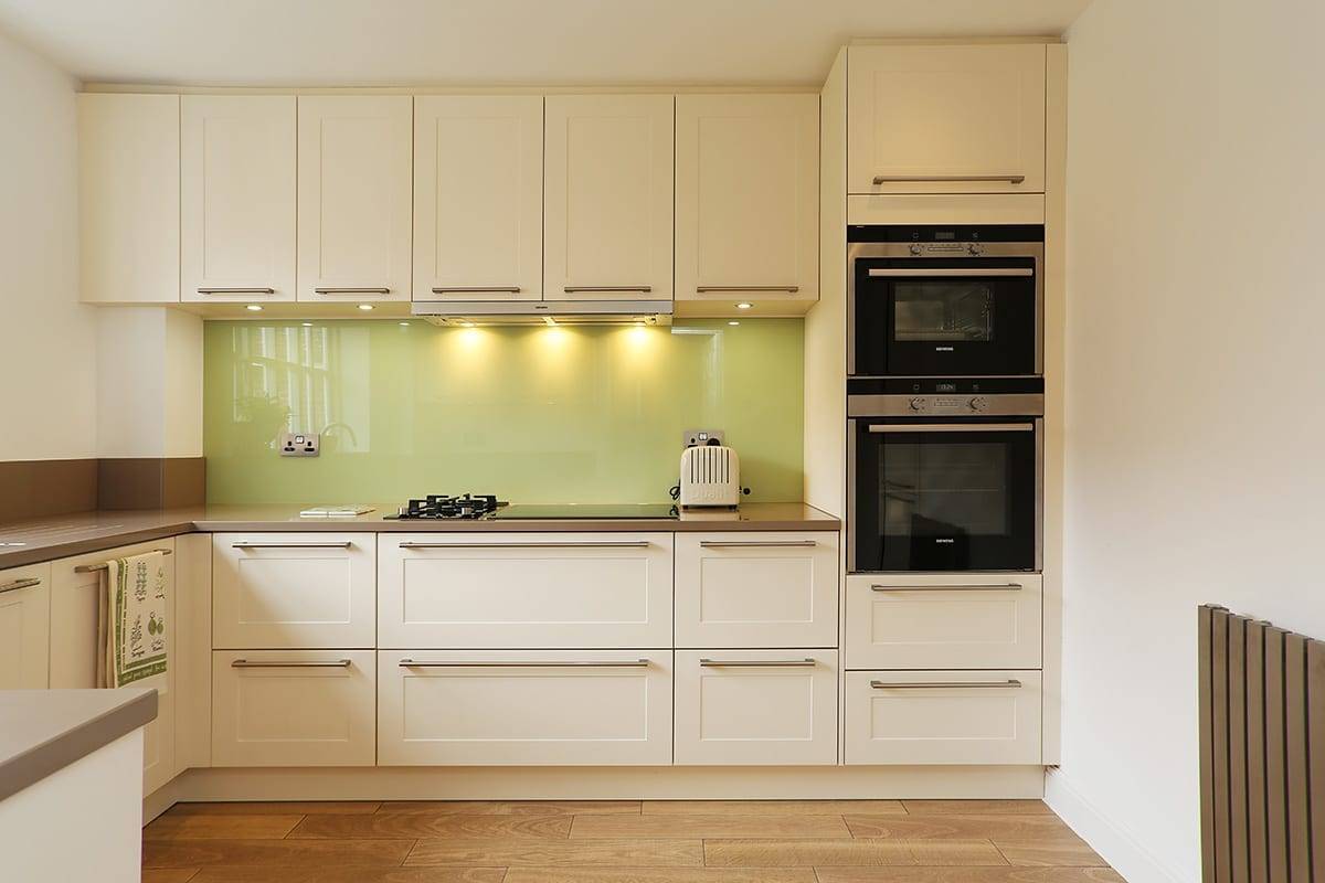 Lim Green Glazed Splashback | Lead Wolf, Gotham